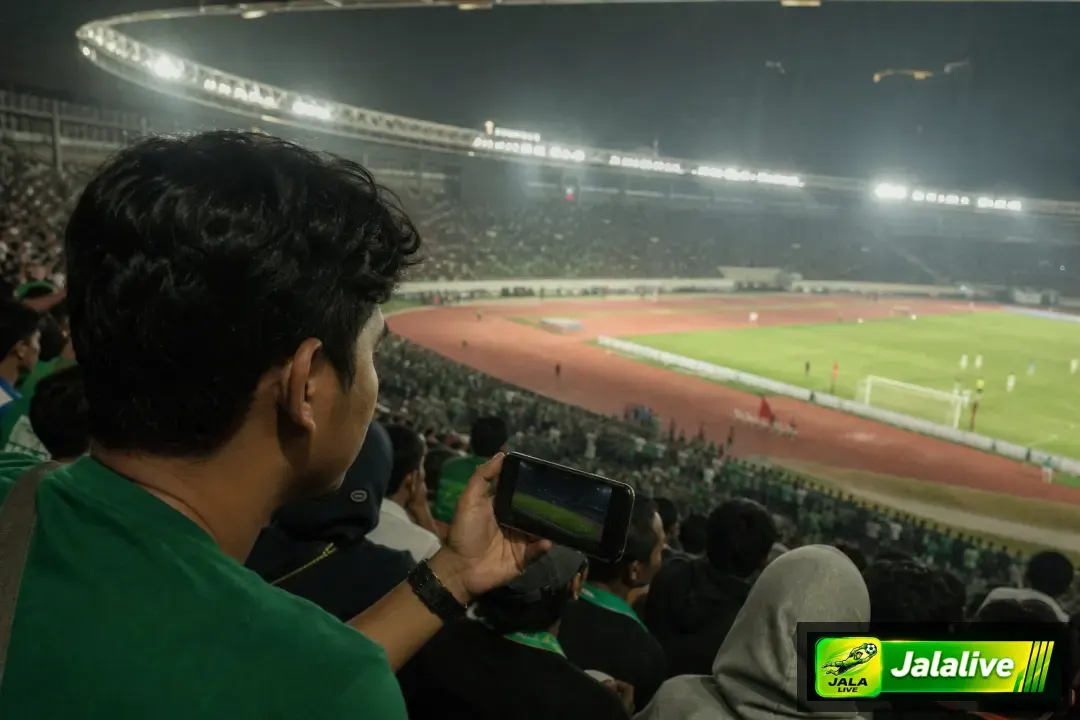 Ilustrasi sepak bola Jalalive
